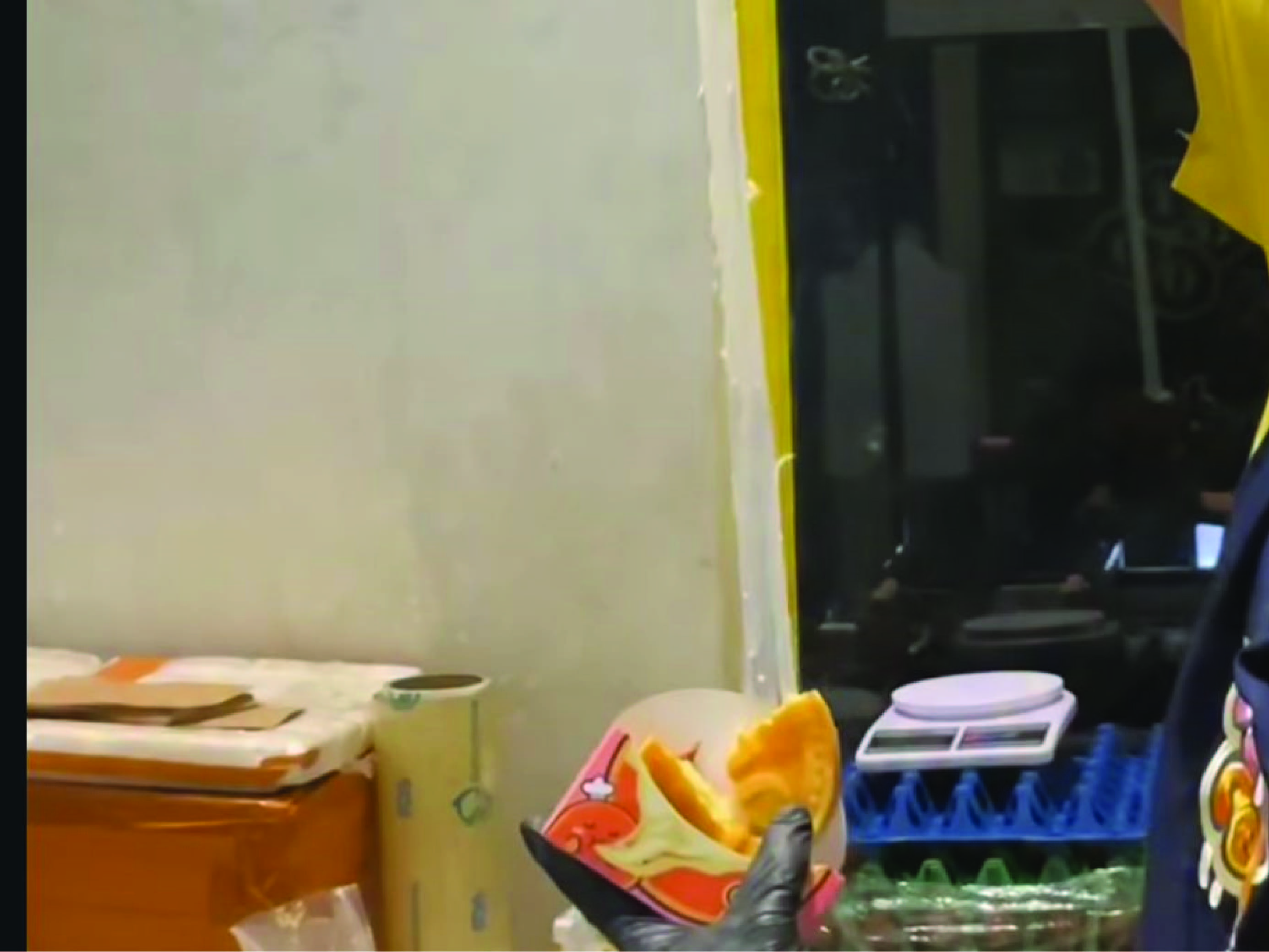 Review Gemoy Coin: Camilan Keju Viral, Enak Nggak Sih?